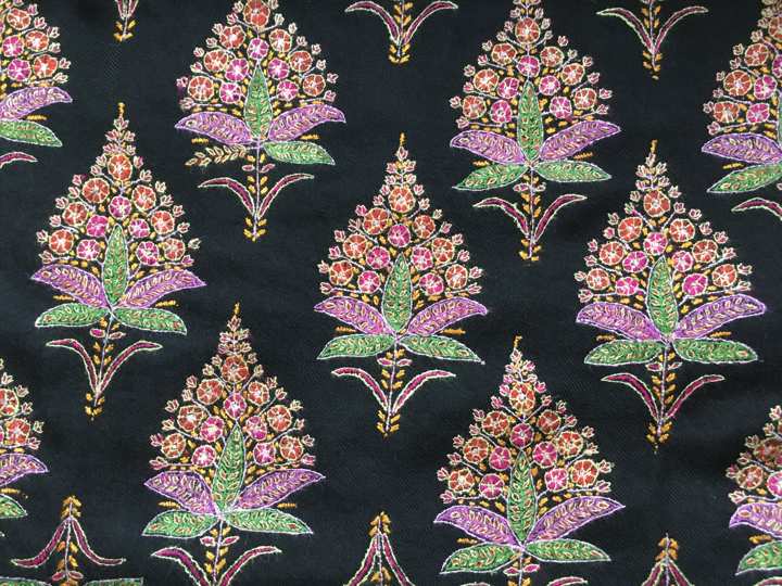 Colourful hand-embroidered pashmina shawl with floral motifs